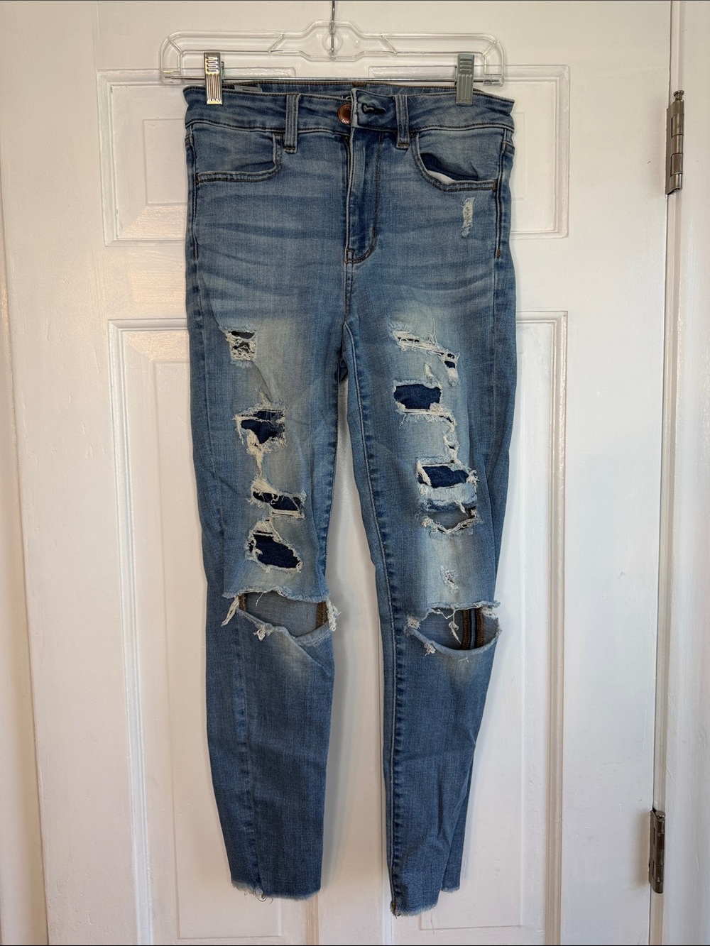 American Eagle Outfitters Women's Distressed Skinny Jeans - Light Blue Wash